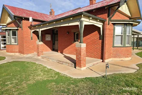 Property photo of 6-8 Avon Crescent Donald VIC 3480