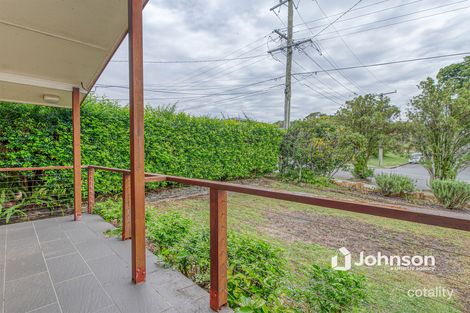Property photo of 8 Dirkala Street Mansfield QLD 4122