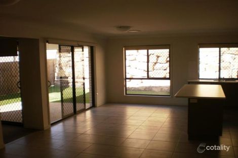 Property photo of 21 McCarthy Crescent Goodna QLD 4300