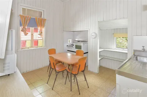 24 Mcilwraith Ave, Norman Park, QLD 4170