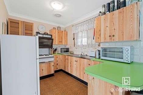 Property photo of 35 Rakumba Road Gwandalan NSW 2259