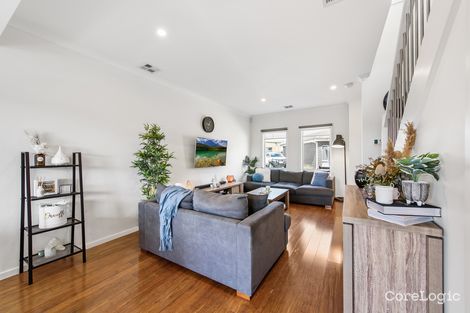 Property photo of 12 Kangaroo Paw Court Taylors Lakes VIC 3038