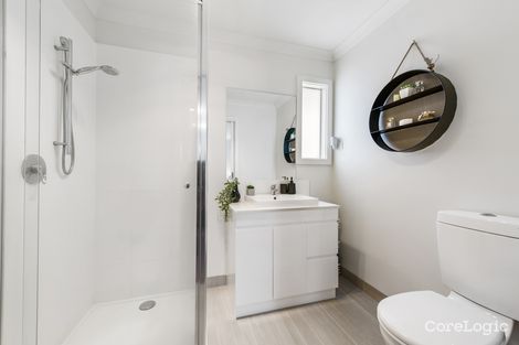 Property photo of 12 Kangaroo Paw Court Taylors Lakes VIC 3038