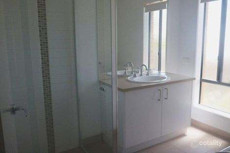 Property photo of 30 Bremer Avenue Leneva VIC 3691