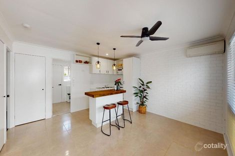 2/400 Cypress Tce N, Palm Beach, QLD 4221