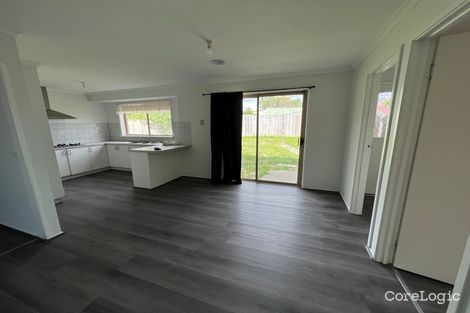 Property photo of 6 Robbins Way Hampton Park VIC 3976