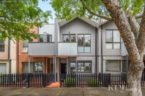 19 Huntington Dr, Craigieburn, VIC 3064