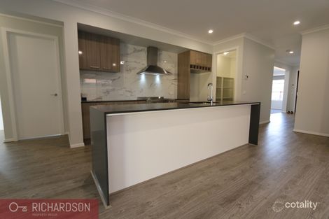 Property photo of 56 Sapling Boulevard Tarneit VIC 3029