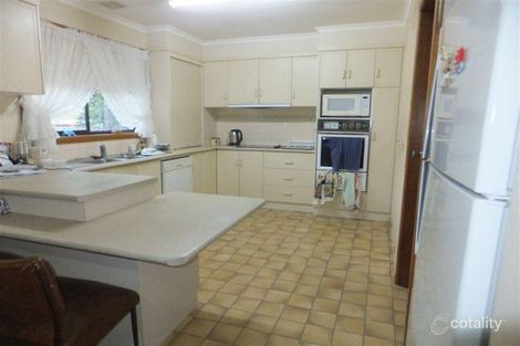 Property photo of 4 Willow Court Donald VIC 3480