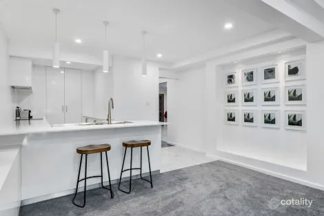 Property photo of 9 Walcha Place South Penrith NSW 2750