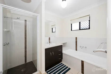 Property photo of 6 Angie Circuit Innes Park QLD 4670
