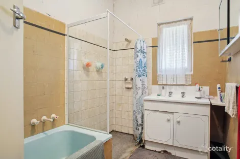 Property photo of 4 Upton Street Elizabeth Vale SA 5112