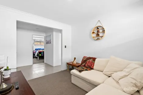 Property photo of 10 Bonnington Loop Madora Bay WA 6210