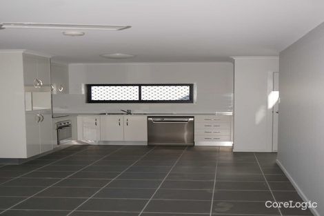 Property photo of 1/2 Makybe Diva Drive Ooralea QLD 4740