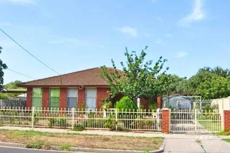 83 Warmington Rd, Sunshine West, VIC 3020