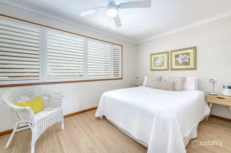 Property photo of 2/16 Sunbird Street Burleigh Waters QLD 4220