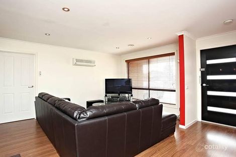 Property photo of 13 Chateau Close Hoppers Crossing VIC 3029