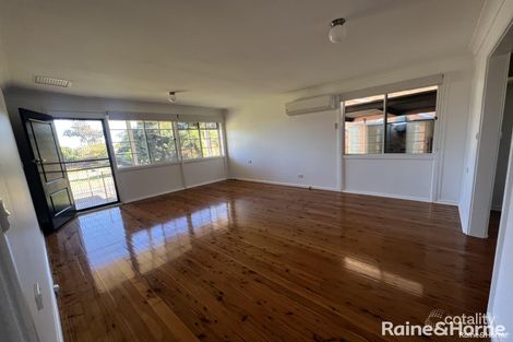 Property photo of 12 Mountview Crescent Oxley Vale NSW 2340