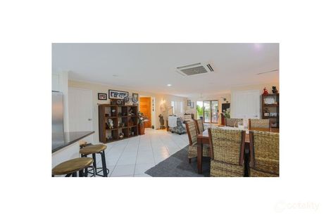 7 Hughes St, Glenella, QLD 4740