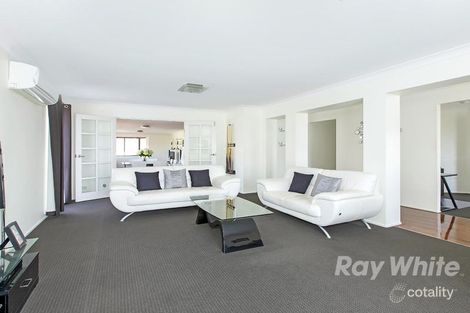 Property photo of 27 Lipton Close Woodrising NSW 2284