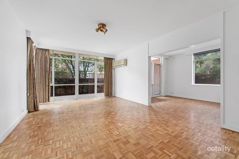 Property photo of 4/43 Pental Road Caulfield North VIC 3161