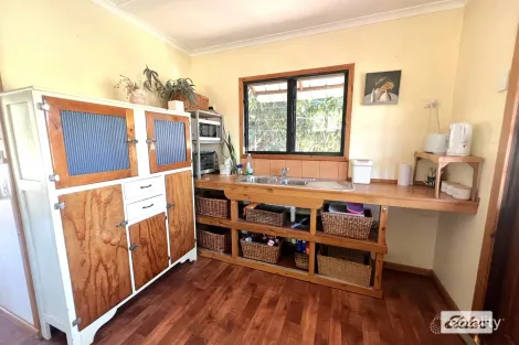 Property photo of 115 Ivanoff Road Cossack NT 0850