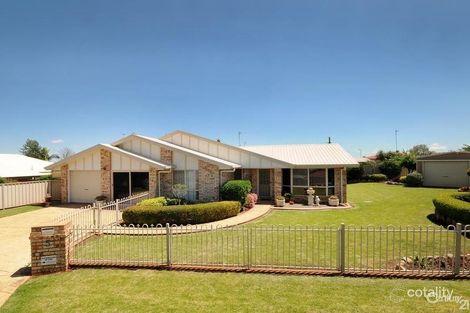 5 Bernborough Ct, Glenvale, QLD 4350