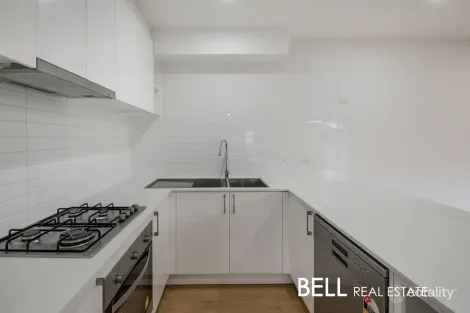Property photo of 2/2 James Street Bayswater VIC 3153