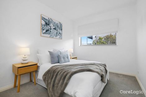 Property photo of 12/70 Beach Road Mentone VIC 3194