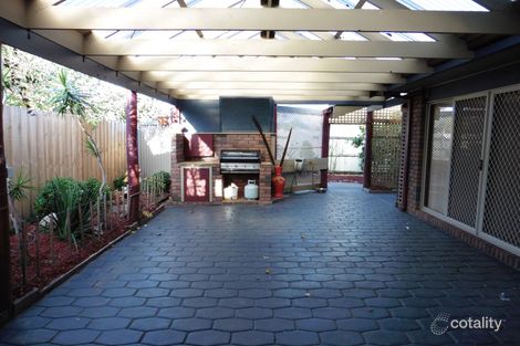 Property photo of 25 Nantilla Crescent Werribee VIC 3030