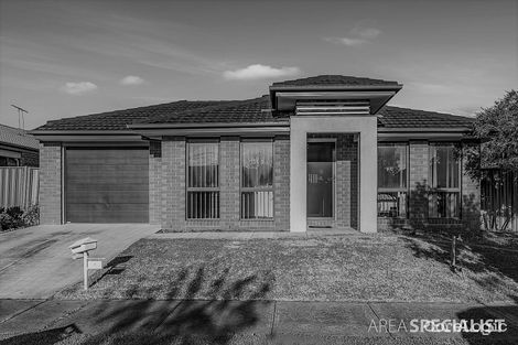 Property photo of 4 Yalding Place Deer Park VIC 3023