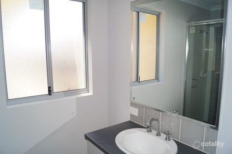 Property photo of 26 Karakin Terrace Ellenbrook WA 6069