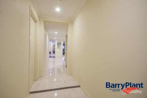 Property photo of 45 Bluemist Circuit Lyndhurst VIC 3975