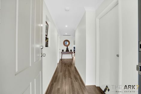 Property photo of 46 Golden Wattle Way Harkness VIC 3337