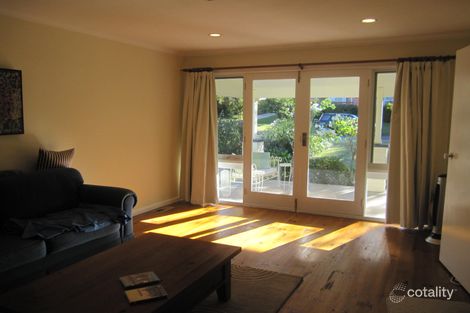 Property photo of 25 Allan Street Curtin ACT 2605