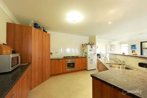 Property photo of 27 Grevillia Drive Waterview Heights NSW 2460