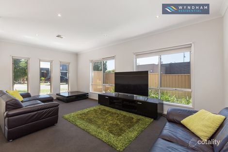 Property photo of 4 Maranoa Grove Caroline Springs VIC 3023
