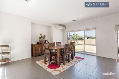 Property photo of 4 Maranoa Grove Caroline Springs VIC 3023