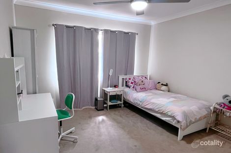 Property photo of 32 Bangalow Street Bridgeman Downs QLD 4035