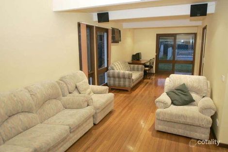 Property photo of 8 Tyrone Street Werribee VIC 3030