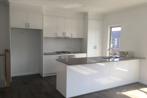 Property photo of 9 Richhaven Place Epping VIC 3076