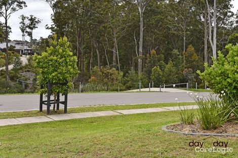 Property photo of 35 Hideaway Circuit Fletcher NSW 2287