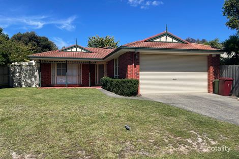 Property photo of 14 Lexcen Close Berwick VIC 3806