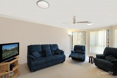 Property photo of 46 Greenhaven Circuit Woongarrah NSW 2259