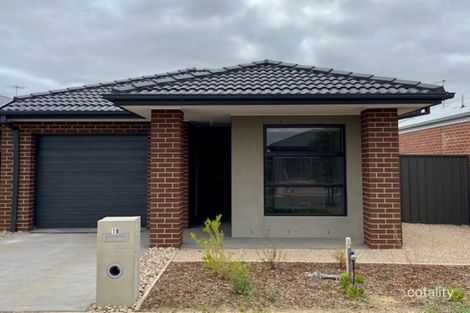 18 Distinctive Dr, Rockbank, VIC 3335