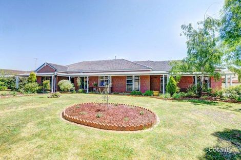 37-39 Bogart Dr, Wendouree, VIC 3355