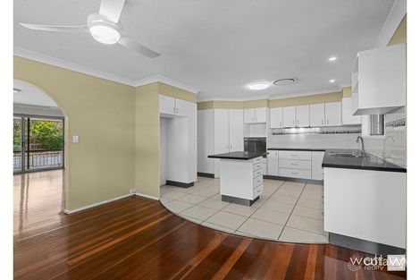 Property photo of 547 Robinson Road West Aspley QLD 4034
