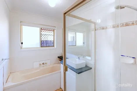 Property photo of 41 Heritage Circuit Springfield Lakes QLD 4300