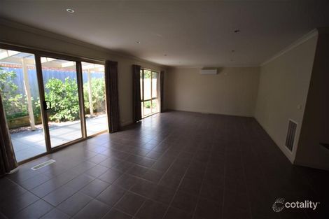 Property photo of 14 Walker Court Warrnambool VIC 3280