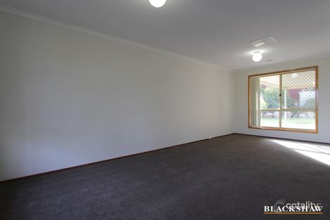 Property photo of 3 Tennant Place Jerrabomberra NSW 2619
